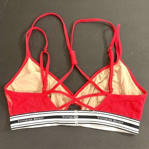 Victoria’s Secret Strappy Back Unlined Bralette bra lace red Medium - Picture 3 of 3